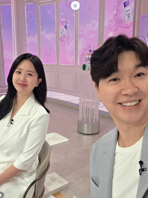 Le retard de 51 minutes d’un vol Korean Air vers Guam suscite des excuses de Park Soo-hong, la compagnie assure un protocole normal sans favoritisme 박수홍 ‘괌행 항공기 지연 사과…대한항공 특혜 아닌 정상 절차 51분 지연.png
